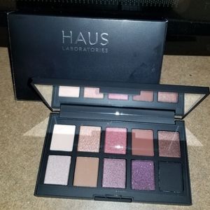 🆕️Haus Laboratories Glam Room #1 Palette
